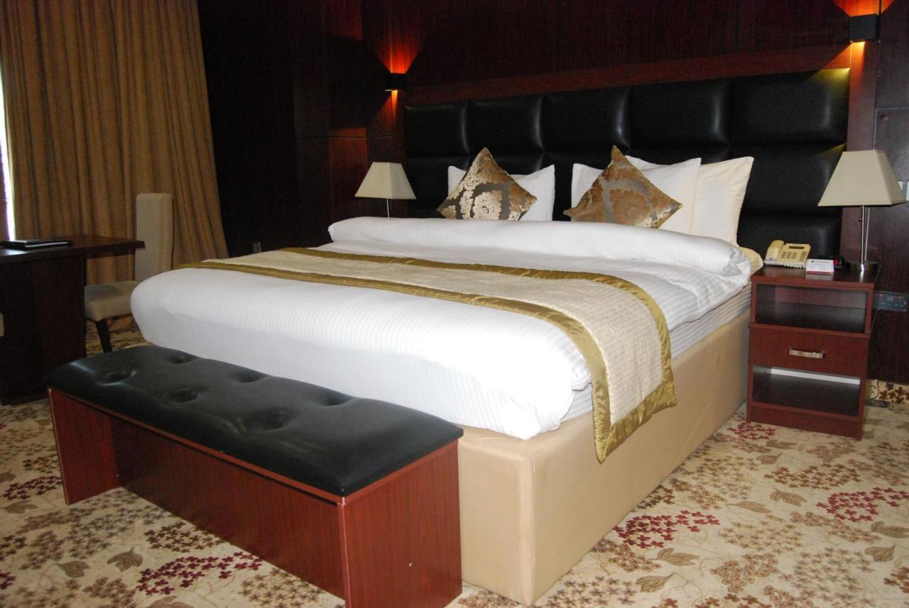 Best Western Plus Enugu Buitenkant foto